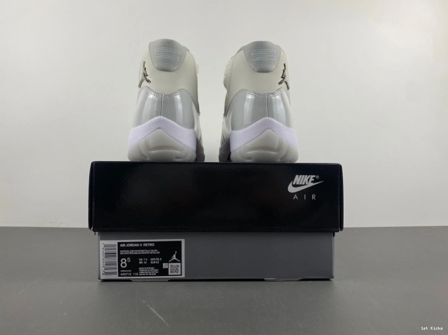 - 11 Finale Jordan (Women's) Retro AR0715-110 Grand 0408